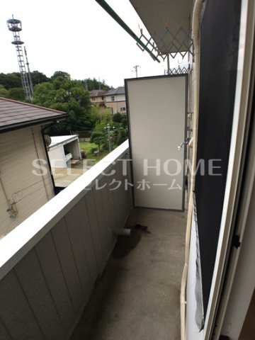 バルコニー　陽当たり良好なバルコニーです