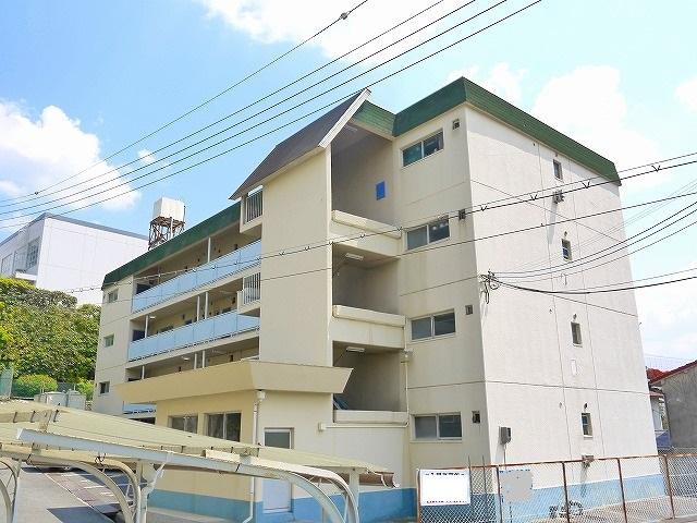 【奈良市学園南のマンションの建物外観】