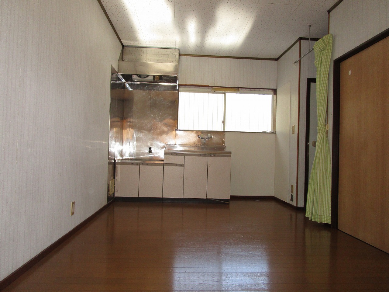 小泉ハイツの居間写真
