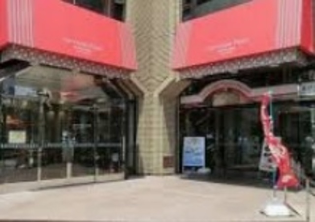 スーパー　スーパーマーケットヤマザキ市川店（スーパー）まで439m