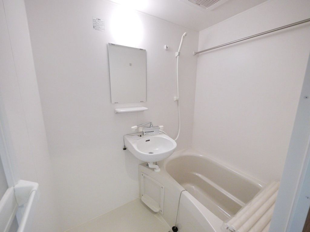 バス・シャワールーム　バス