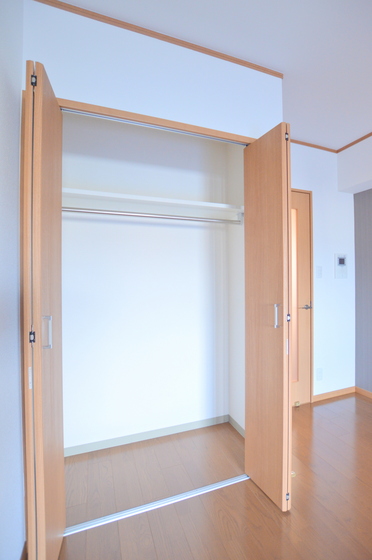収納　クローゼット