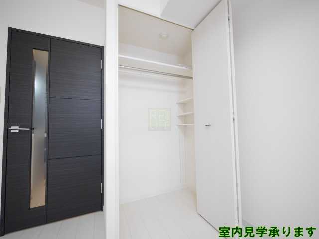 収納　ロアール四谷