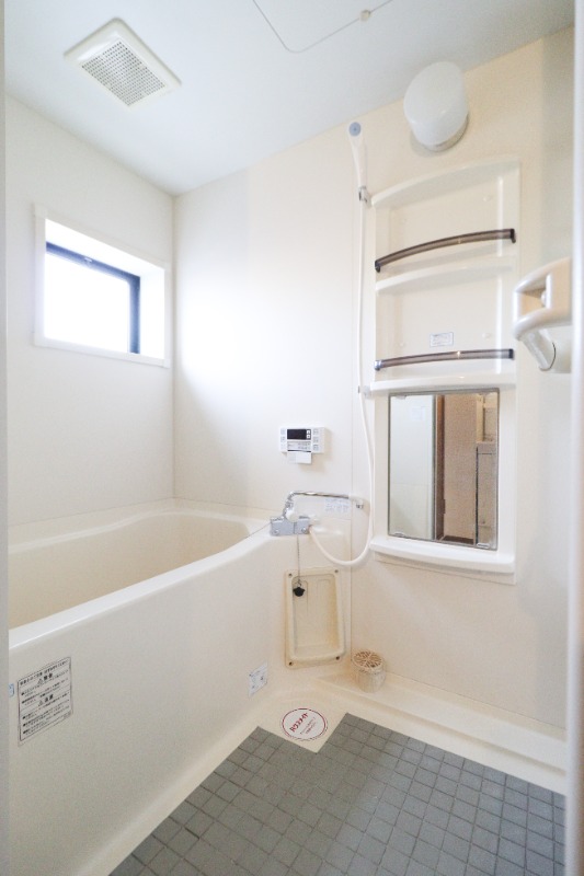 バス・シャワールーム　図面と現状に相違がある場合には現状を優先