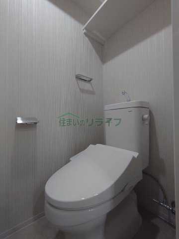 トイレ　別部屋引用