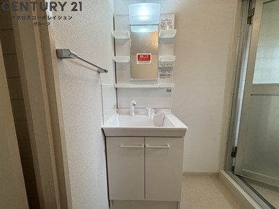 洗面設備　独立洗面台でおすすめです