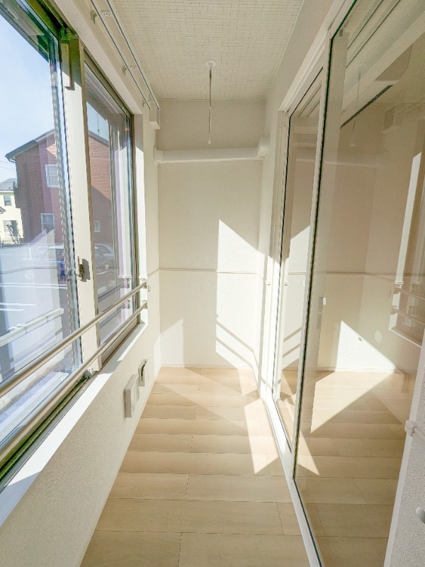 バルコニー　図面と現状に相違がある場合には現状を優先