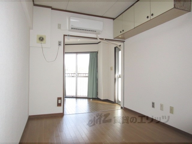 居室・リビング　洋室