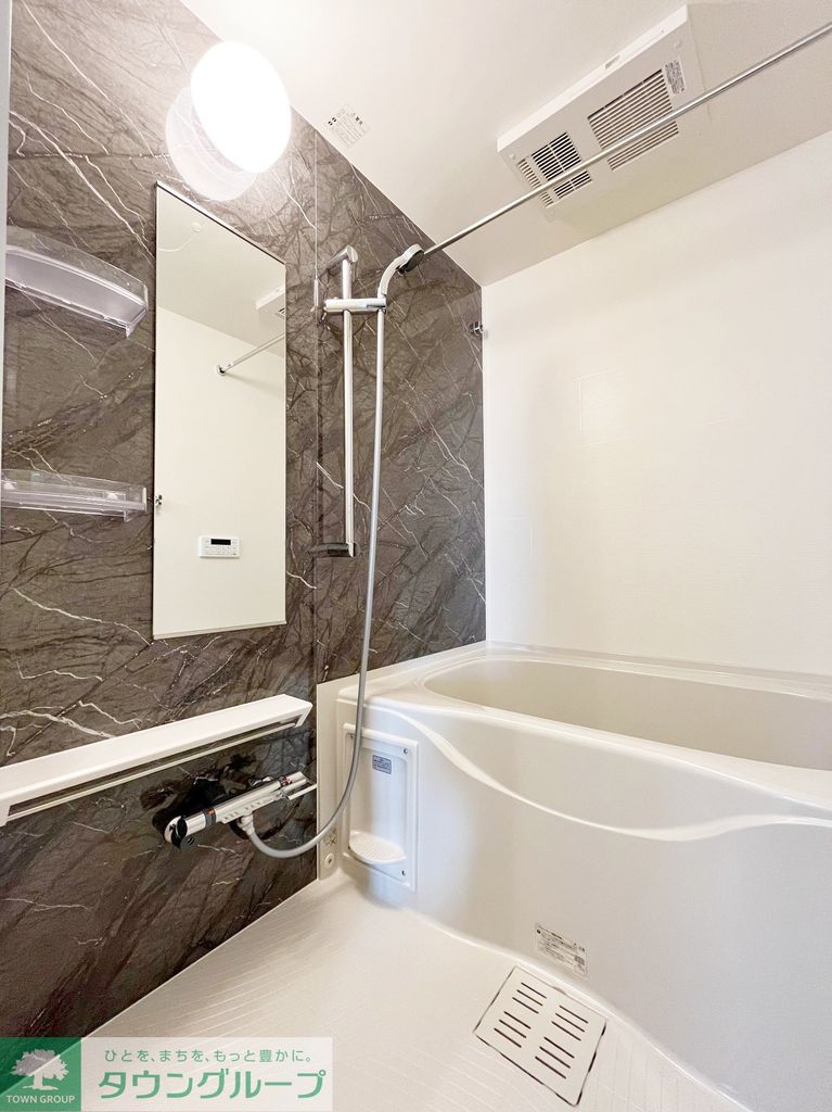 バス・シャワールーム　バス