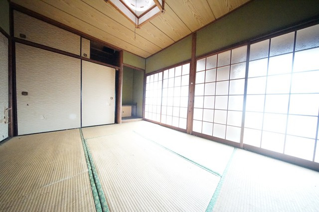 ＪＲ山陽本線 幡生駅 徒歩31分 1階建 築57年の居間写真