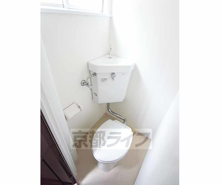 トイレ　きれいなトイレです