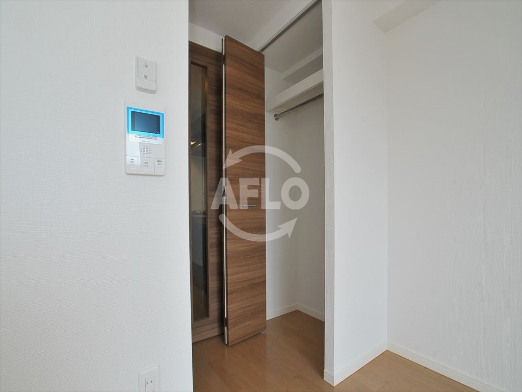 収納　サンセリテ至誠会松崎町　クローゼット