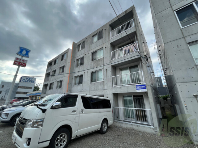 建物外観　札幌市東区北十八条東「メゾンクー・ドゥ・クール」