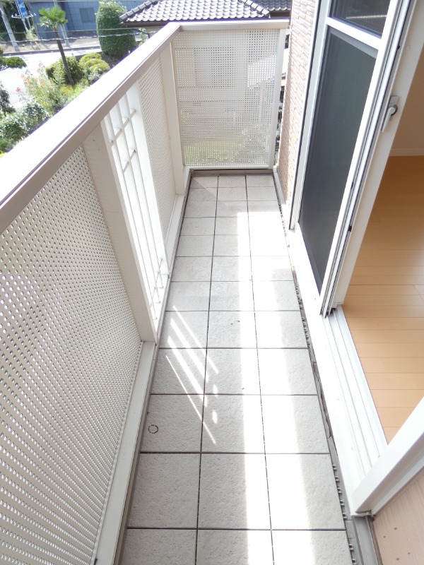 バルコニー　図面と現状に相違がある場合には現状を優先