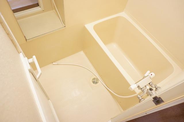 バス・シャワールーム　浴室