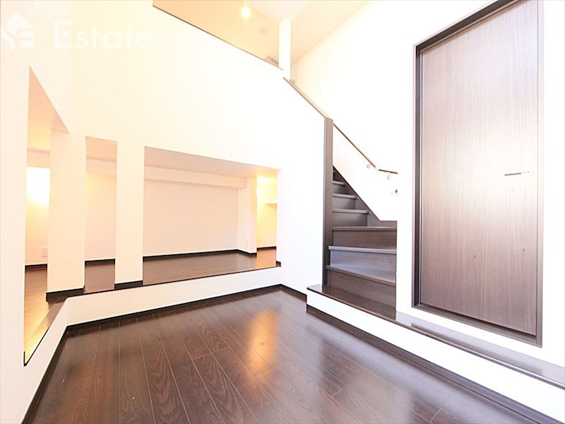 居室・リビング　内装