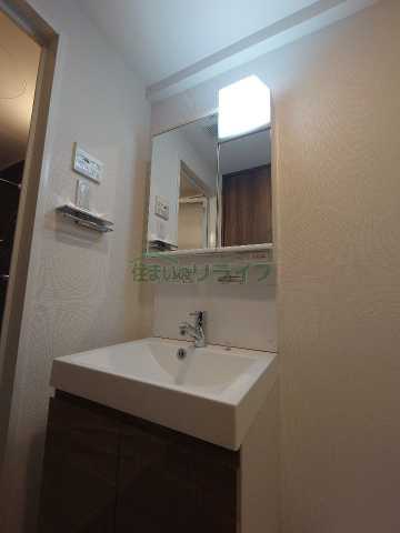 洗面設備　別部屋の参考写真です。