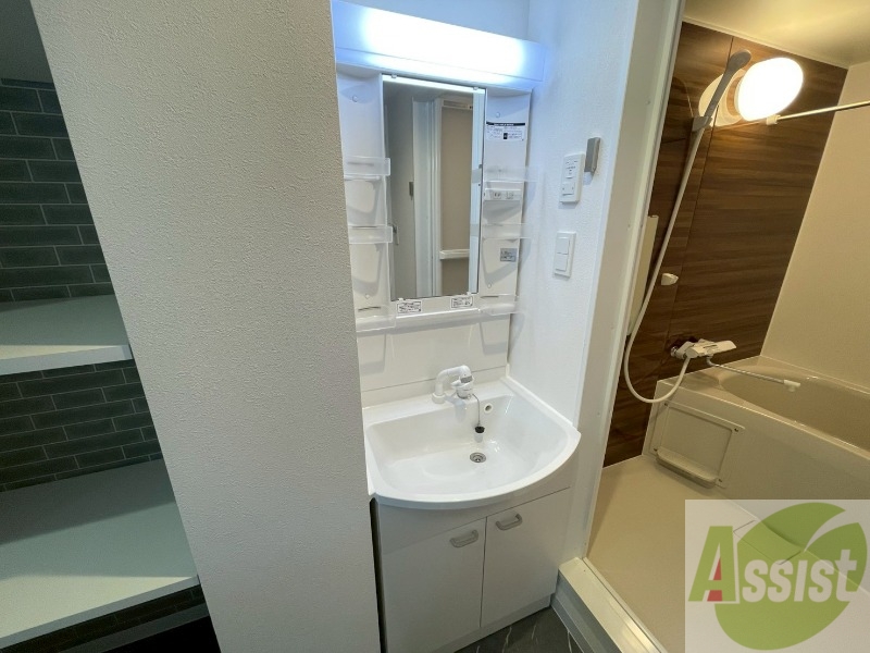 洗面設備　シャンプードレッサーで身支度もラクラクです！