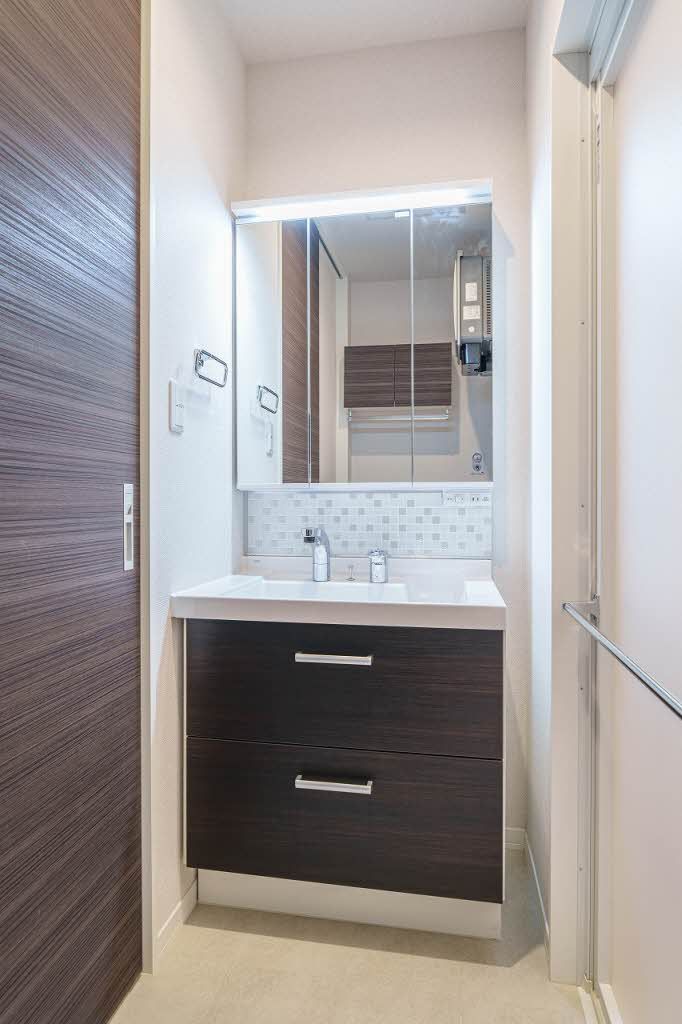 洗面設備　洗面化粧台