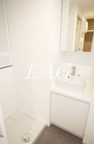 洗面設備　独立洗面台です。