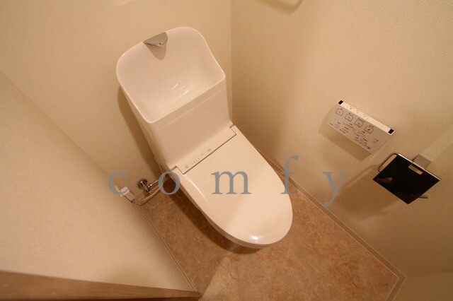 トイレ　ウォシュレット付きトイレ