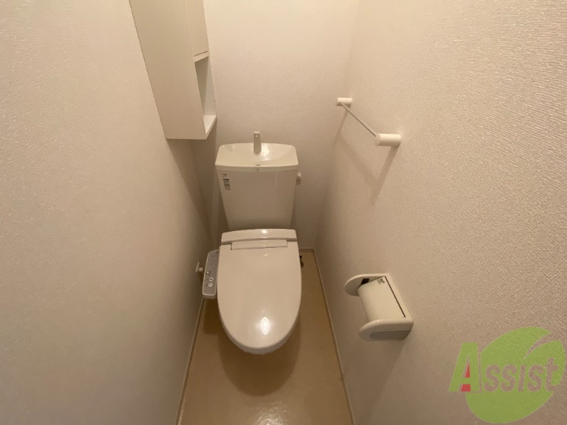 トイレ　こちらはトイレです。清潔感があり、安心して使用できます。