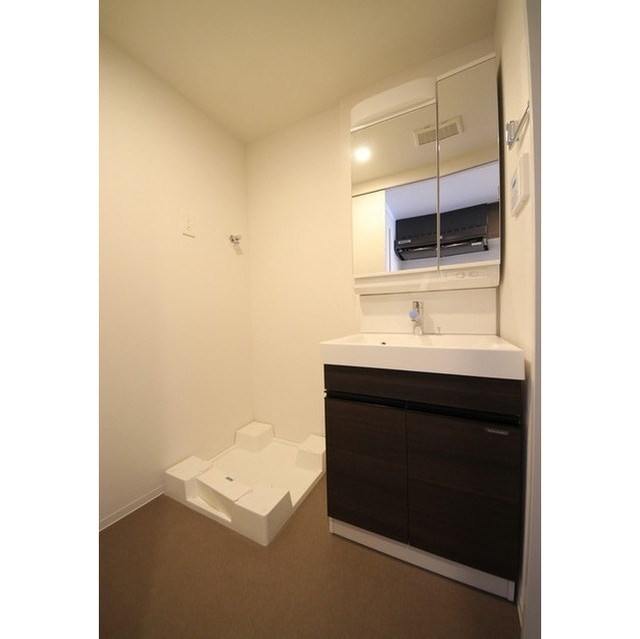 洗面設備　弊社は全物件が仲介手数料半月分でご紹介可能です。