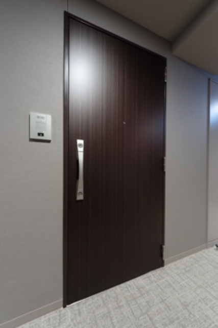 玄関　※写真は同タイプ住戸です。