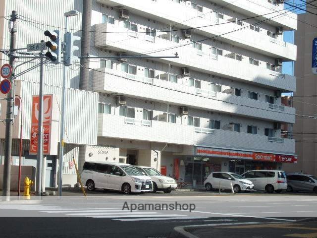 コンビニ　セイコーマート（コンビニ）まで162m