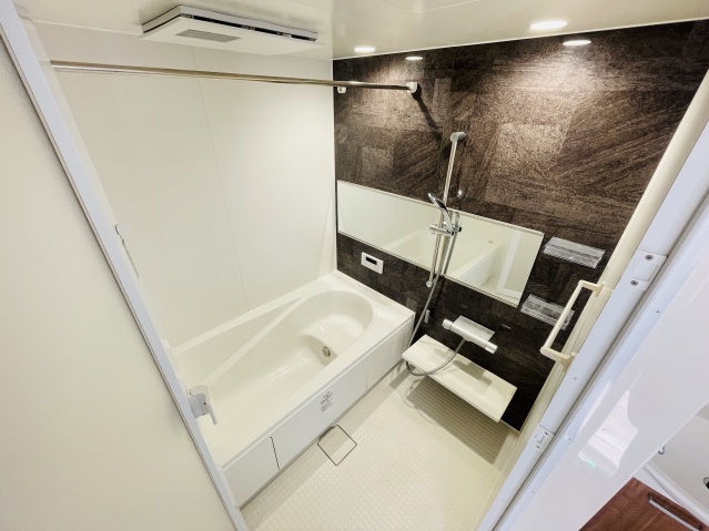 バス・シャワールーム