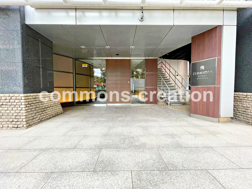 スーパー　日進ワールドデリカテッセン（スーパー）まで199m