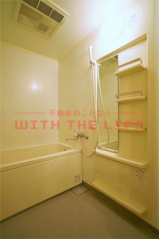 バス・シャワールーム　落ち着いた空間のお風呂です