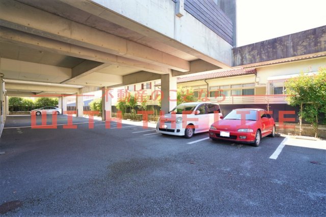 駐車場　駐車場があります