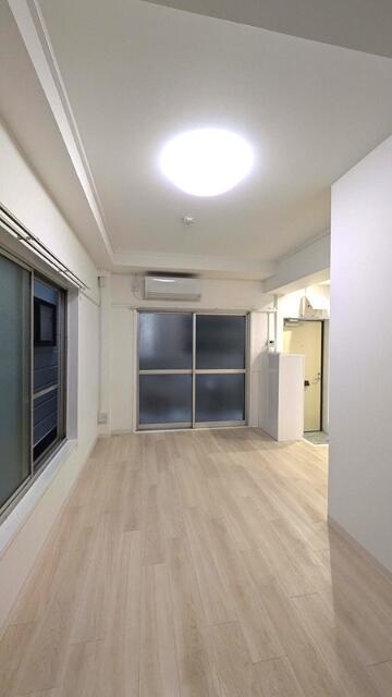 居室・リビング　?