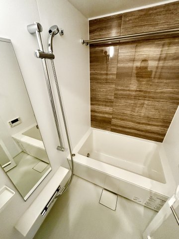 バス・シャワールーム　※別部屋写真参照