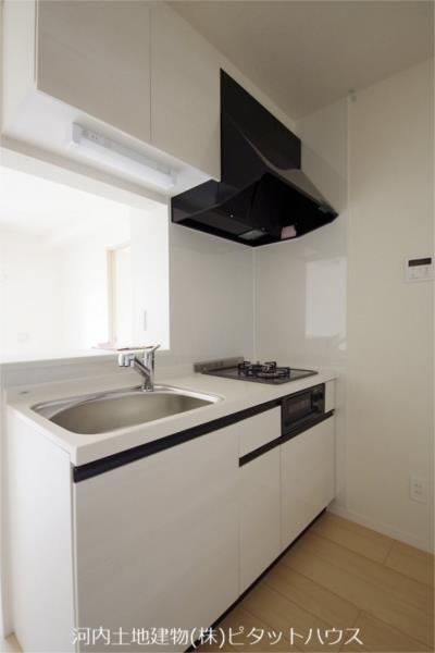 キッチン　キッチン（類似室内）