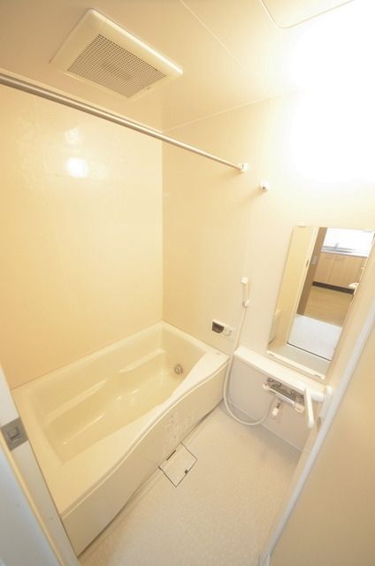 バス・シャワールーム　★お部屋探しはタウンハウジング高幡不動店まで★