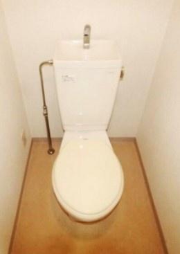 トイレ　別部屋の参考写真です。現況有姿