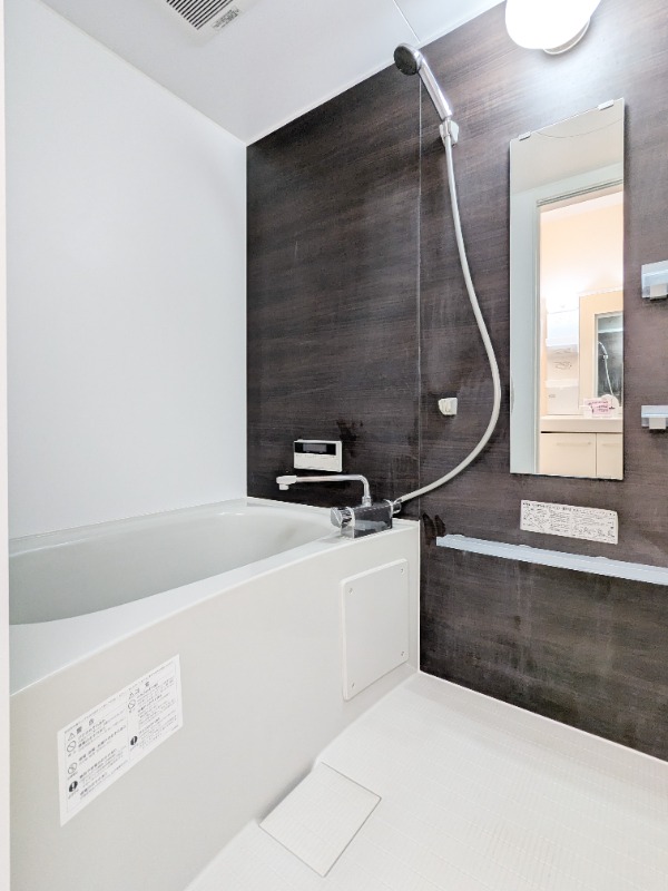 バス・シャワールーム　図面と現状に相違がある場合には現状を優先