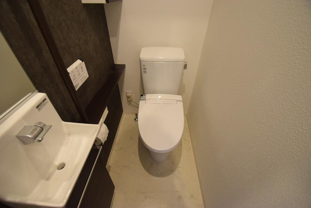 トイレ　シャワー付トイレ