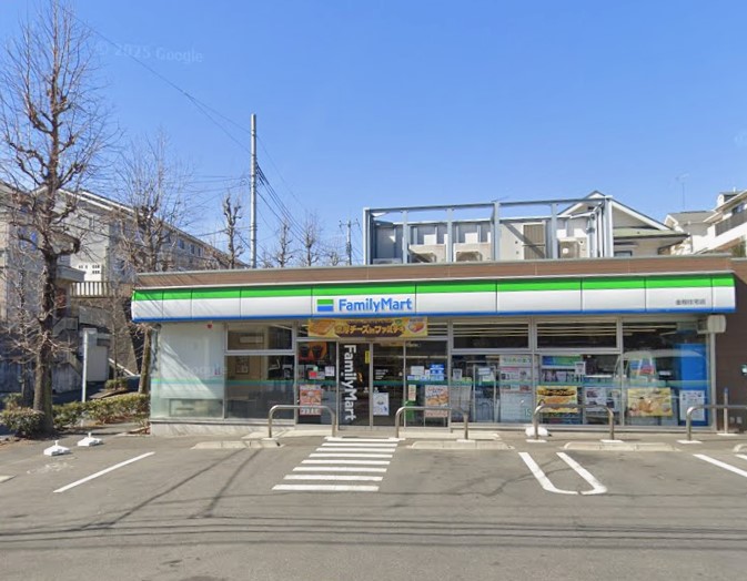 コンビニ　ファミリーマート金程住宅店（コンビニ）まで573m