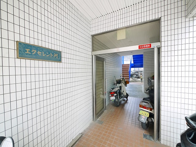 エントランス　毎日通るエントランスはこのようになっています