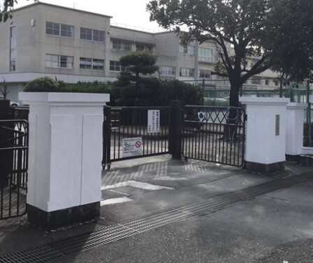 中学校　静岡市立豊田中学校（中学校）まで2964m