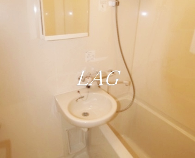 洗面設備　洗面台です。