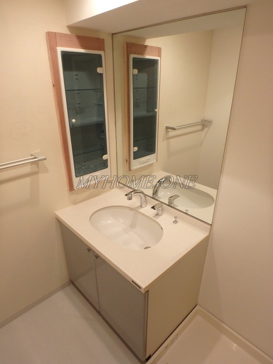 洗面設備　洗髪洗面化粧台