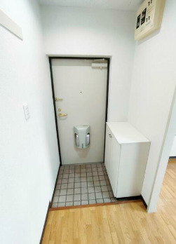 玄関　落ち着いた玄関です