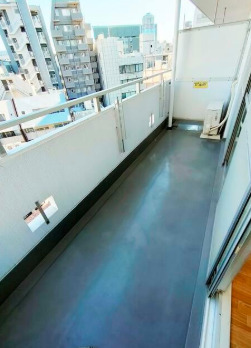 バルコニー　落ち着いた時間を過ごせるバルコニーです