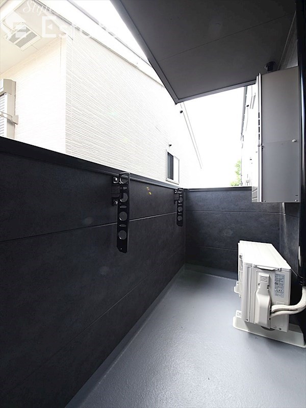 バルコニー　バルコニー