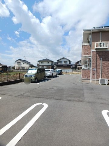 駐車場　駐車スペースもあります