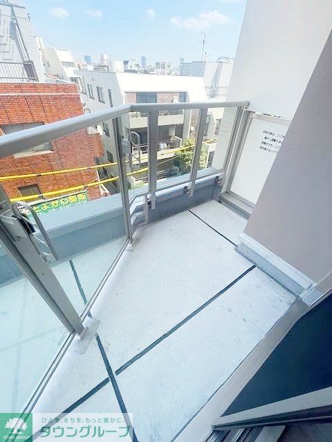 バルコニー　バルコニー